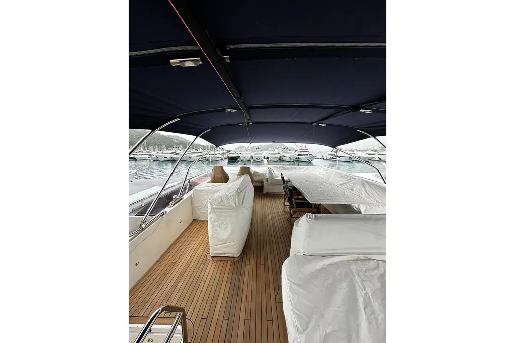  2014 Princess 72 Motor Yacht Yacht For Sale in Glyfada 