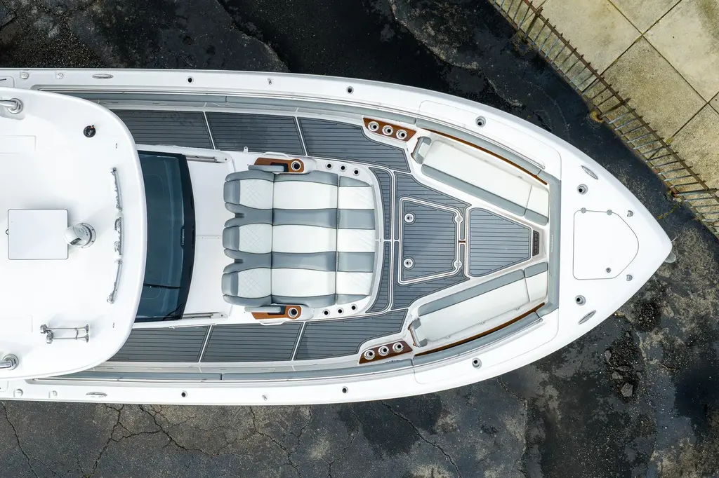 Montrachet 2023 Everglades 455 Center Console Yacht For Sale in Mattituck NY Montrachet 2023 Everglades 455 Center Console Yacht For Sale in Mattituck NY