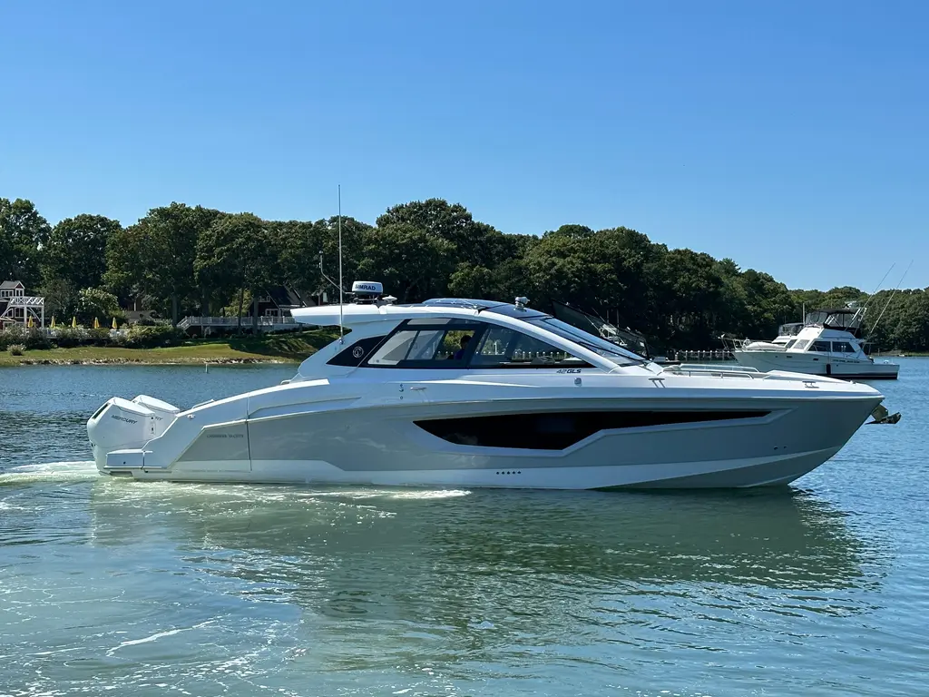 2024 Cruisers Yachts 42 GLS OB Yacht For Sale in Mattituck NY 2024 Cruisers Yachts 42 GLS OB Yacht For Sale in Mattituck NY