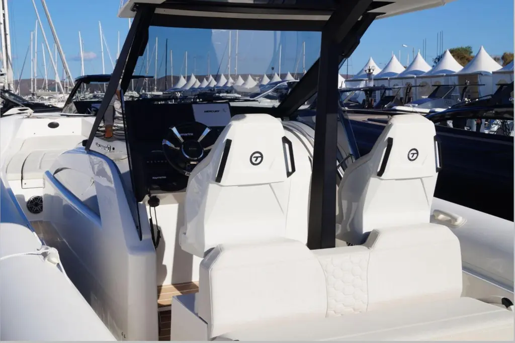 12B 2022 Technohull Explorer 40 Yacht For Sale in Tirana 12B 2022 Technohull Explorer 40 Yacht For Sale in Tirana
