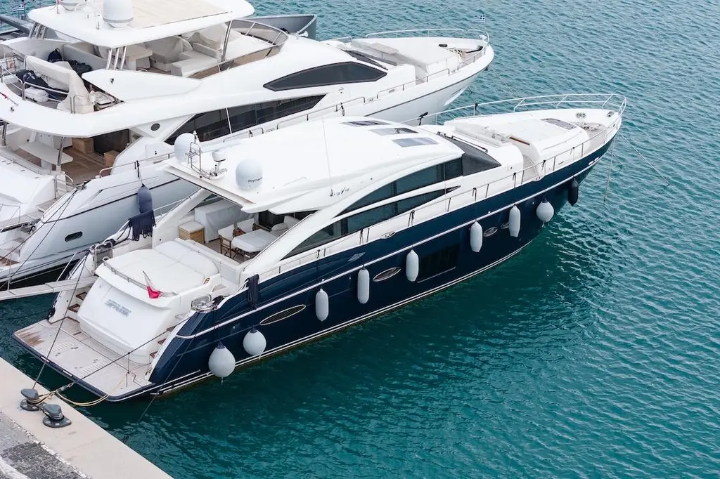 2012 Princess V72 Yacht For Sale in Vouliagmeni 2012 Princess V72 Yacht For Sale in Vouliagmeni