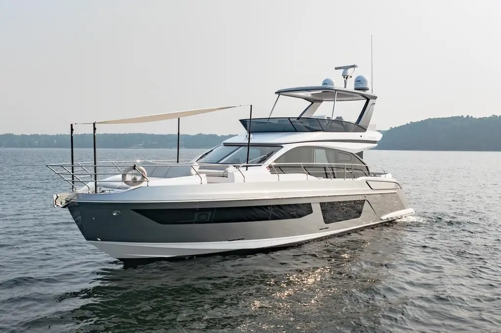 2023 Azimut Fly 53 Yacht For Sale in Stuart FL 2023 Azimut Fly 53 Yacht For Sale in Stuart FL