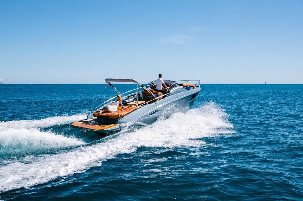 2022 Cranchi E30 Endurance Yacht For Sale in Istanbul 2022 Cranchi E30 Endurance Yacht For Sale in Istanbul