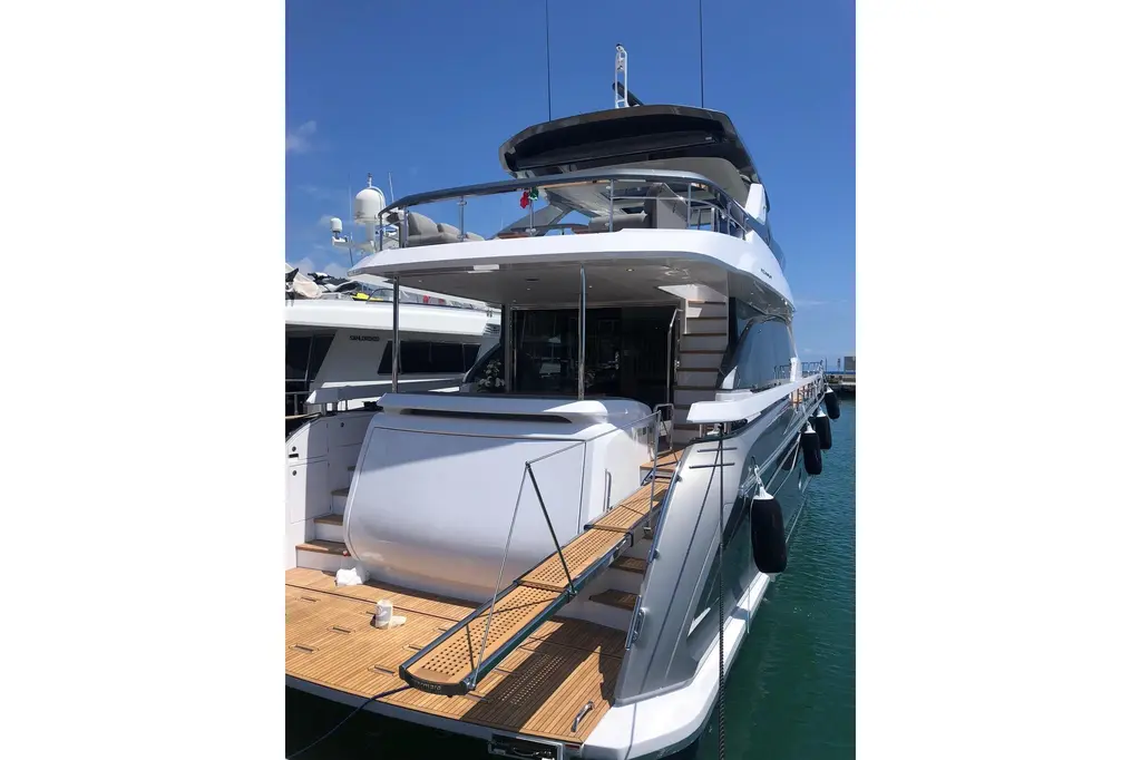 2022 Azimut Fly 78 Yacht For Sale in Valletta 2022 Azimut Fly 78 Yacht For Sale in Valletta