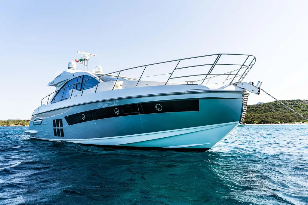 KENOSTAR 2015 Azimut 55S Yacht For Sale in Sukošan KENOSTAR 2015 Azimut 55S Yacht For Sale in Sukošan
