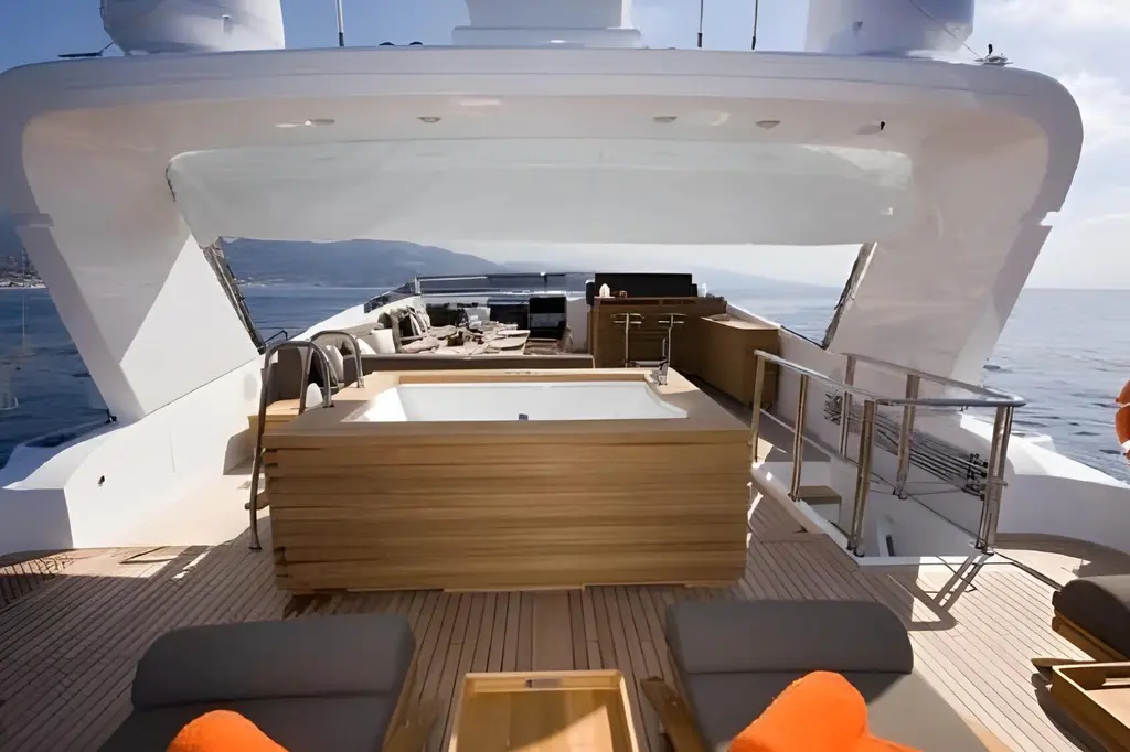 2010 Sanlorenzo SL108 Yacht For Sale in Nice 2010 Sanlorenzo SL108 Yacht For Sale in Nice