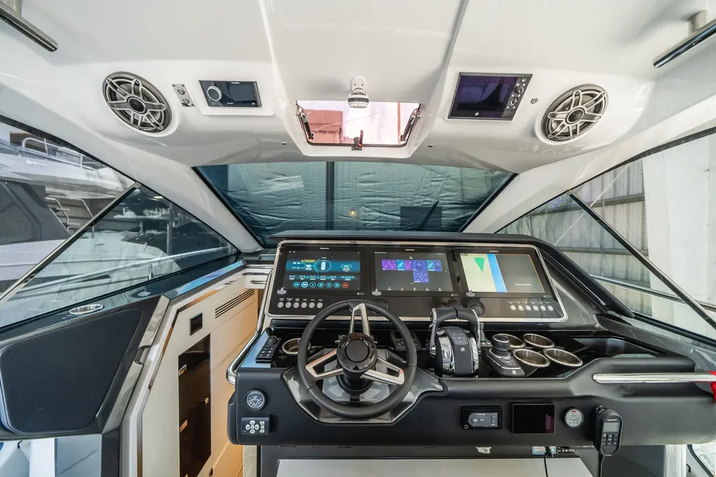 2022 Azimut Verve 47 Yacht For Sale in Pompano Beach FL 2022 Azimut Verve 47 Yacht For Sale in Pompano Beach FL