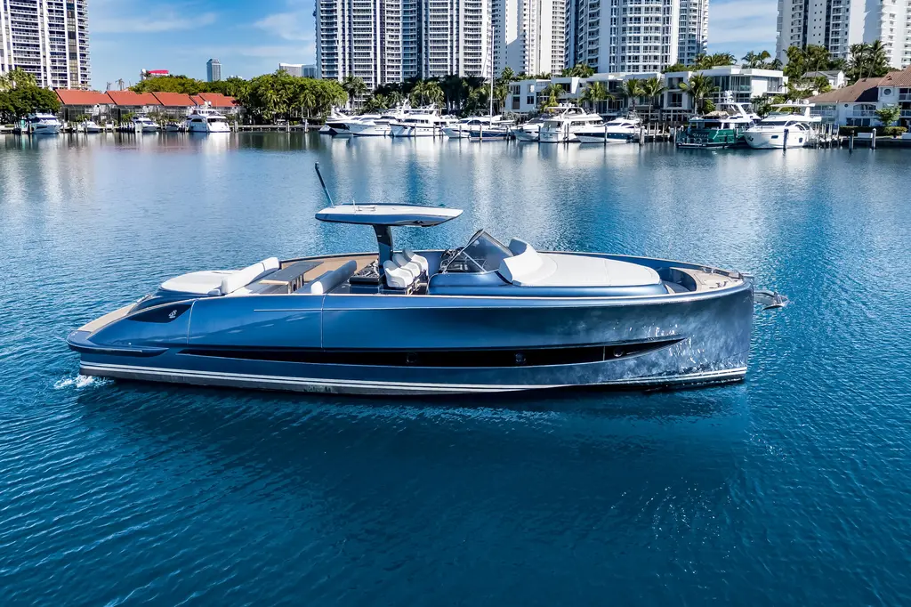 SALT ESCAPE 2021 48 OPEN Yacht For Sale in Miami Beach FL SALT ESCAPE 2021 48 OPEN Yacht For Sale in Miami Beach FL