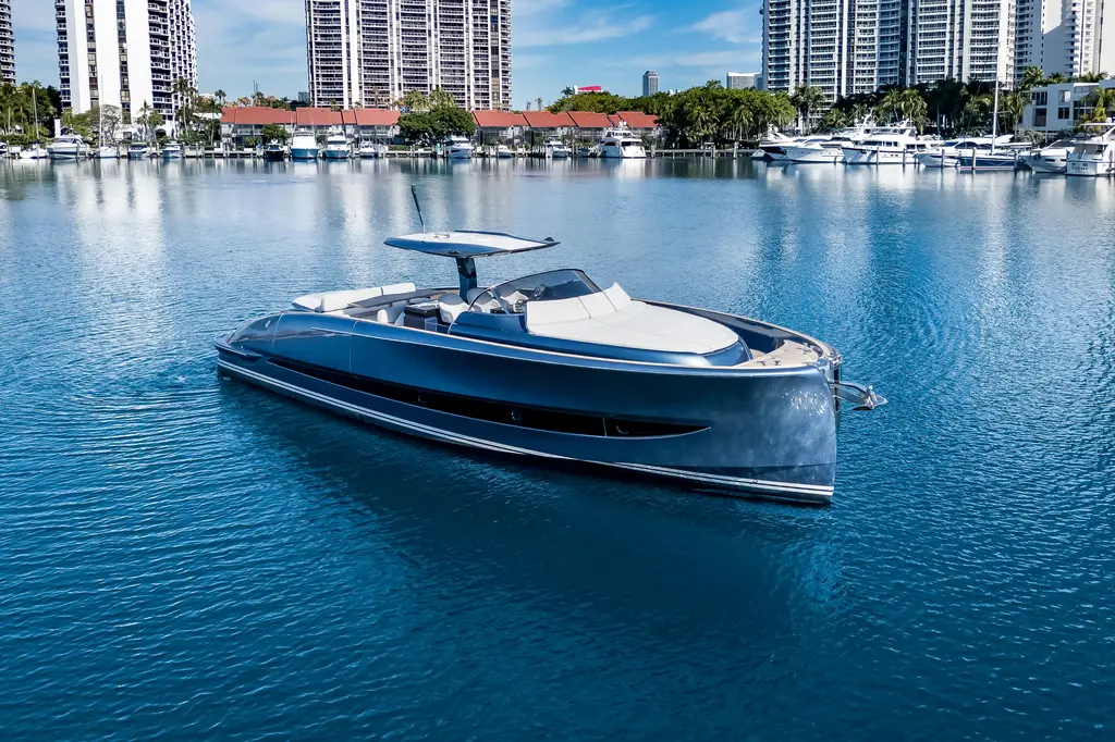 SALT ESCAPE 2021 48 OPEN Yacht For Sale in Miami Beach FL SALT ESCAPE 2021 48 OPEN Yacht For Sale in Miami Beach FL