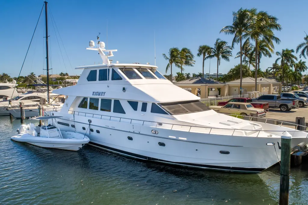 Kismet 2003 Hargrave Skylounge Yacht For Sale in Fort Lauderdale FL Kismet 2003 Hargrave Skylounge Yacht For Sale in Fort Lauderdale FL
