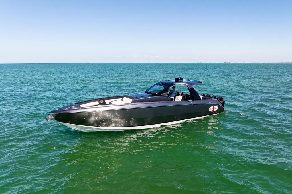 2020 Cigarette 42' Auroris Yacht For Sale in St Petersburg FL 2020 Cigarette 42' Auroris Yacht For Sale in St Petersburg FL