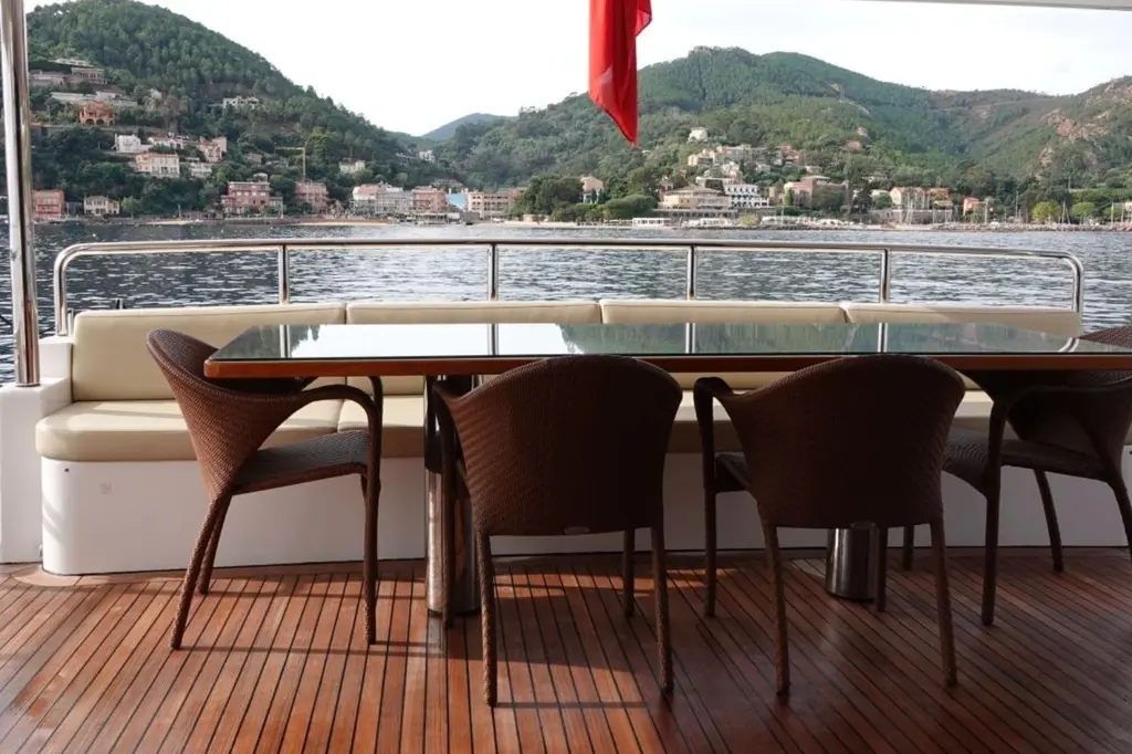 SEA BEAR 2013 Benetti Delfino 93 Yacht For Sale in Cannes SEA BEAR 2013 Benetti Delfino 93 Yacht For Sale in Cannes