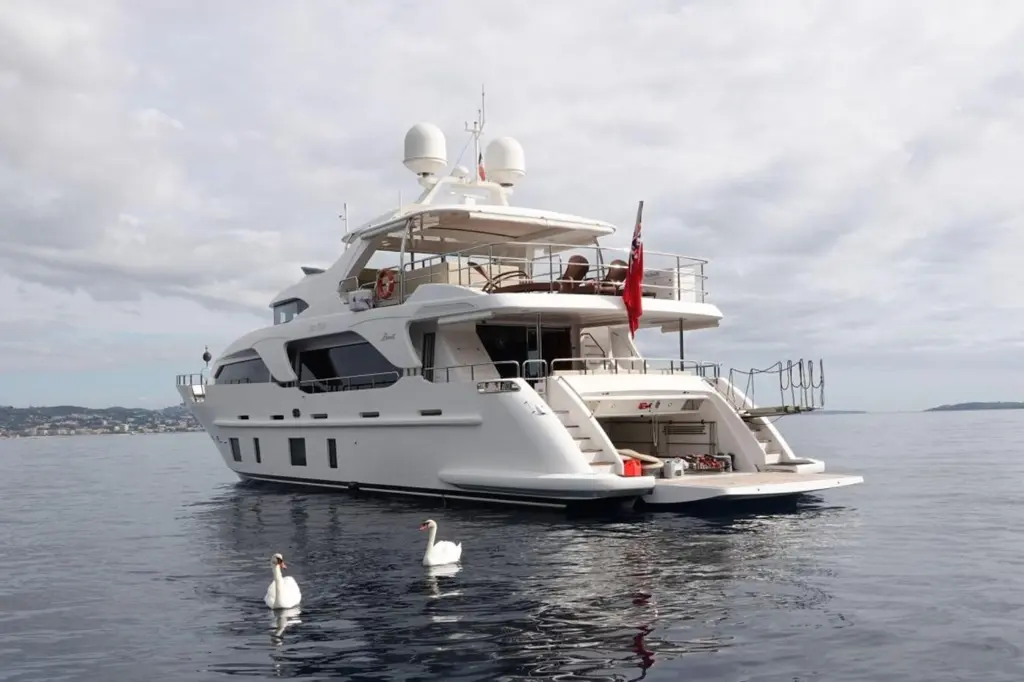 SEA BEAR 2013 Benetti Delfino 93 Yacht For Sale in Cannes SEA BEAR 2013 Benetti Delfino 93 Yacht For Sale in Cannes