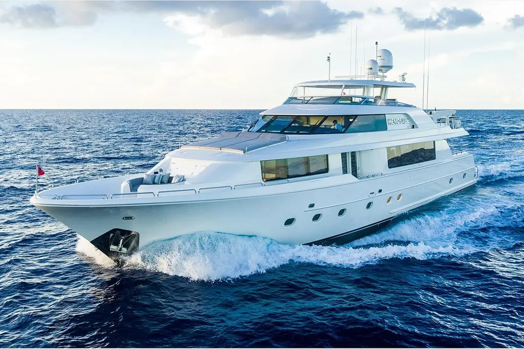 KEMOSABE 2007 Westport 112 Yacht For Sale in Nassau 