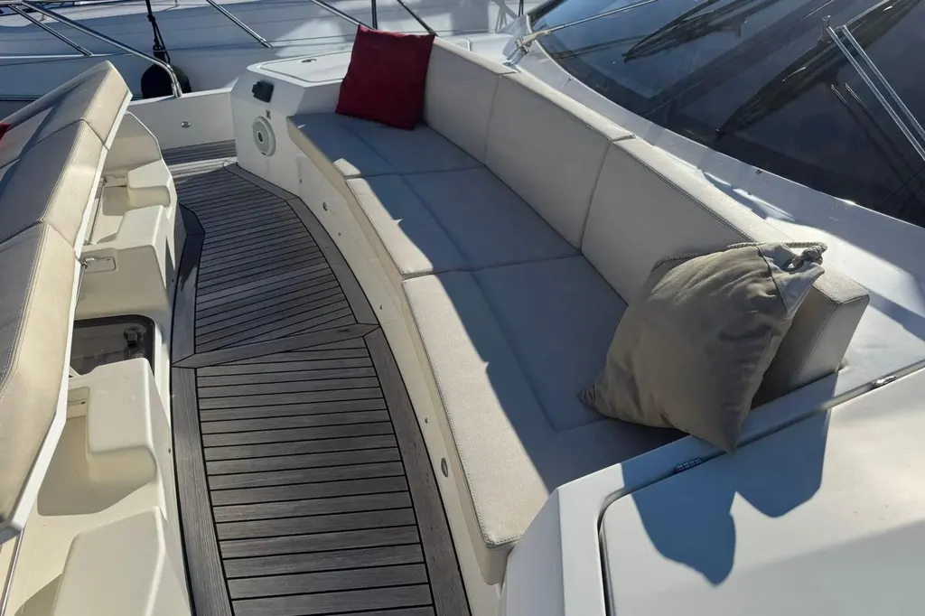 2017 Absolute Yachts 60 Fly Yacht For Sale in Mandelieu-la-Napoule 2017 Absolute Yachts 60 Fly Yacht For Sale in Mandelieu-la-Napoule