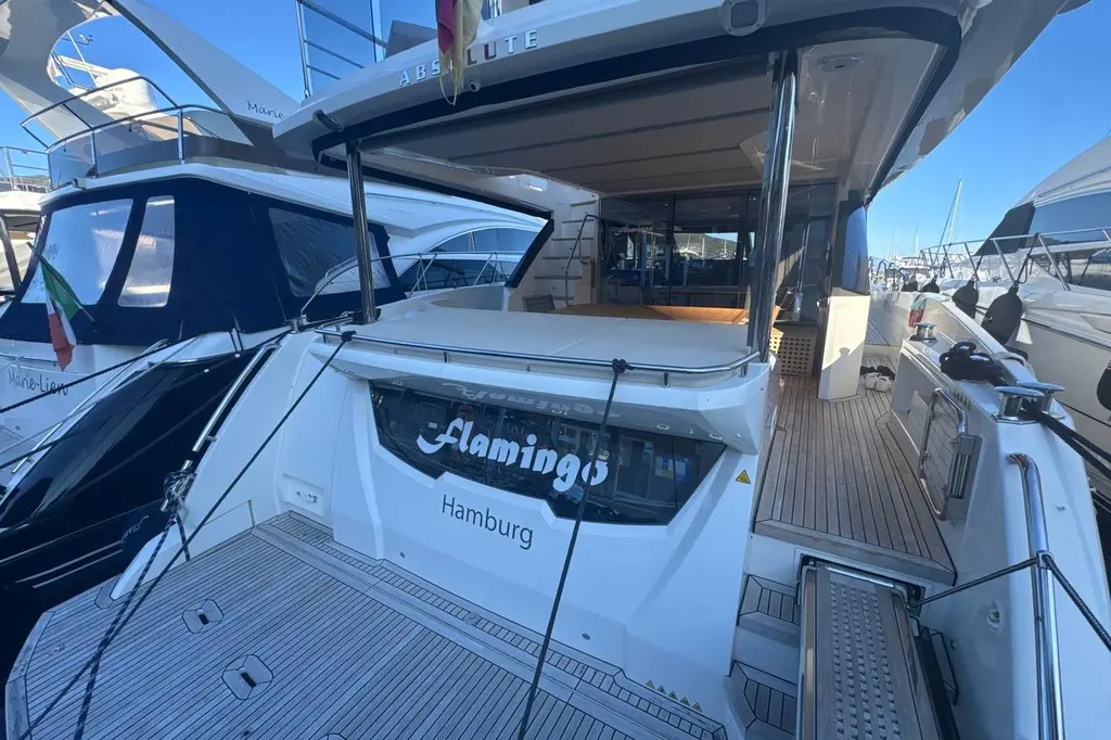 2017 Absolute Yachts 60 Fly Yacht For Sale in Mandelieu-la-Napoule 2017 Absolute Yachts 60 Fly Yacht For Sale in Mandelieu-la-Napoule