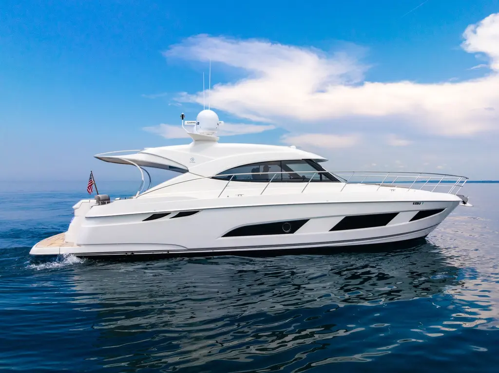 A Ro Boat 2019 Riviera 4800 Sport Yacht Yacht For Sale in Pleasant Prarie WI A Ro Boat 2019 Riviera 4800 Sport Yacht Yacht For Sale in Pleasant Prarie WI