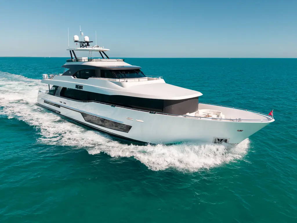 Dreams 2022 Ocean Alexander 37L Yacht For Sale in Fort Lauderdale FL