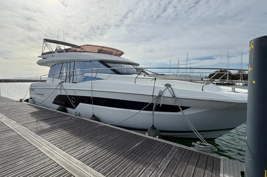 2020 Prestige 520 Yacht For Sale in Saint-Cyprien 66 2020 Prestige 520 Yacht For Sale in Saint-Cyprien 66