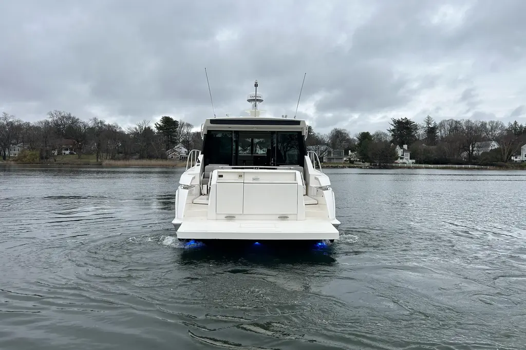 2016 Tiara Yachts C44 Coupe Yacht For Sale in Greenwich CT 2016 Tiara Yachts C44 Coupe Yacht For Sale in Greenwich CT