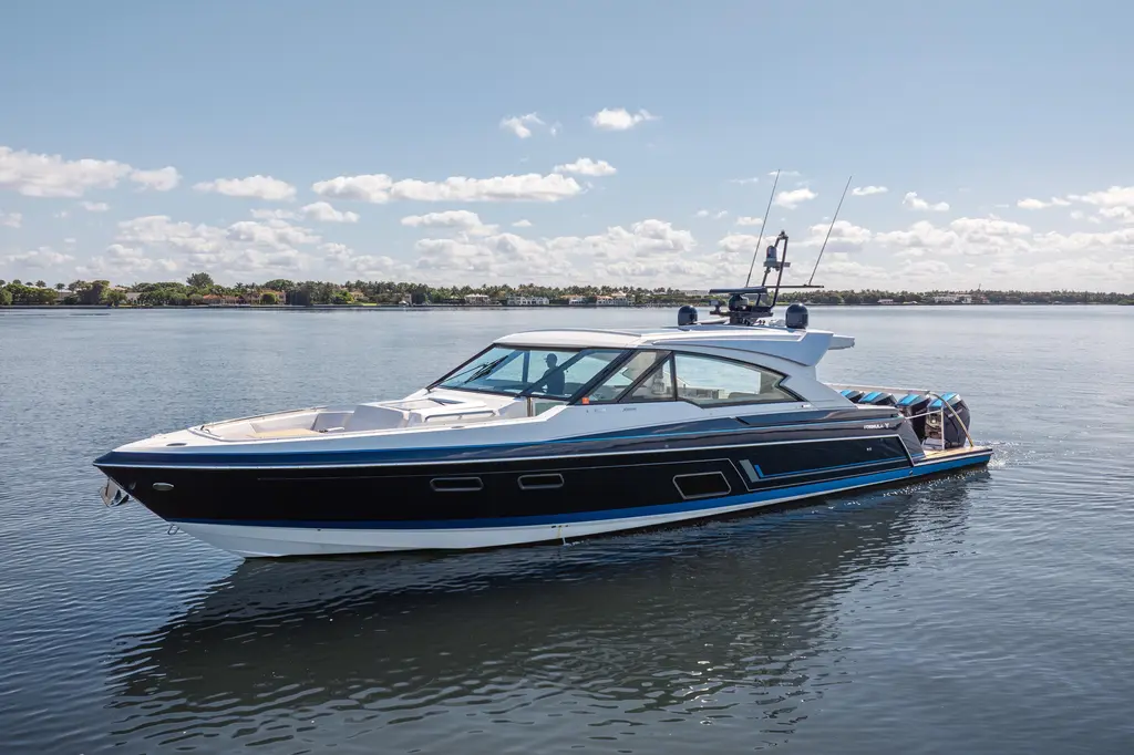 No Name 2022 Formula 500 Super Sport Crossover Yacht For Sale in Harbor Springs MI No Name 2022 Formula 500 Super Sport Crossover Yacht For Sale in Harbor Springs MI