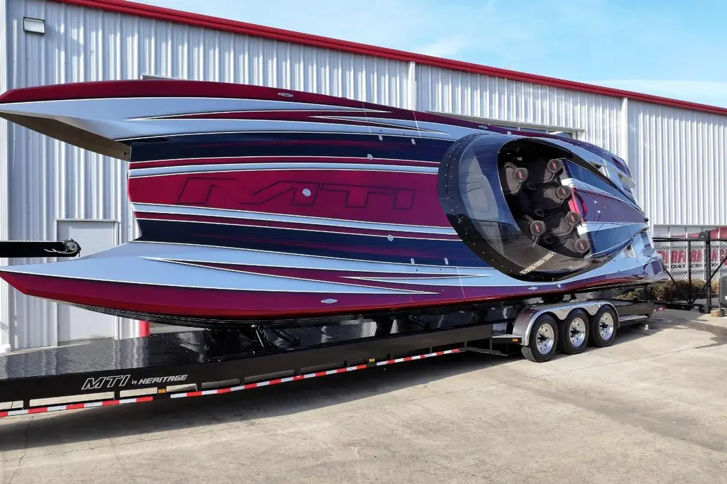 2018 MTI 43 R/P Yacht For Sale in Osage Beach MO 2018 MTI 43 R/P Yacht For Sale in Osage Beach MO