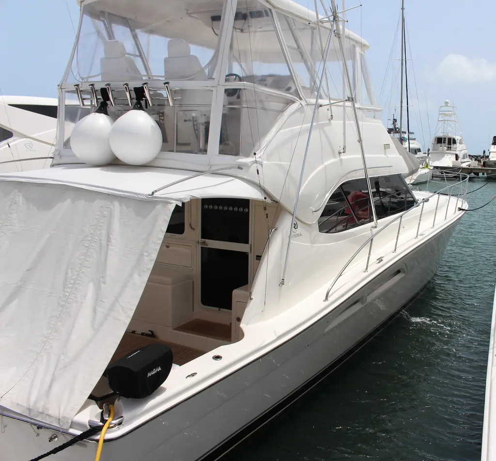 2007 Riviera 51 Flybridge Yacht For Sale in Fajardo 2007 Riviera 51 Flybridge Yacht For Sale in Fajardo