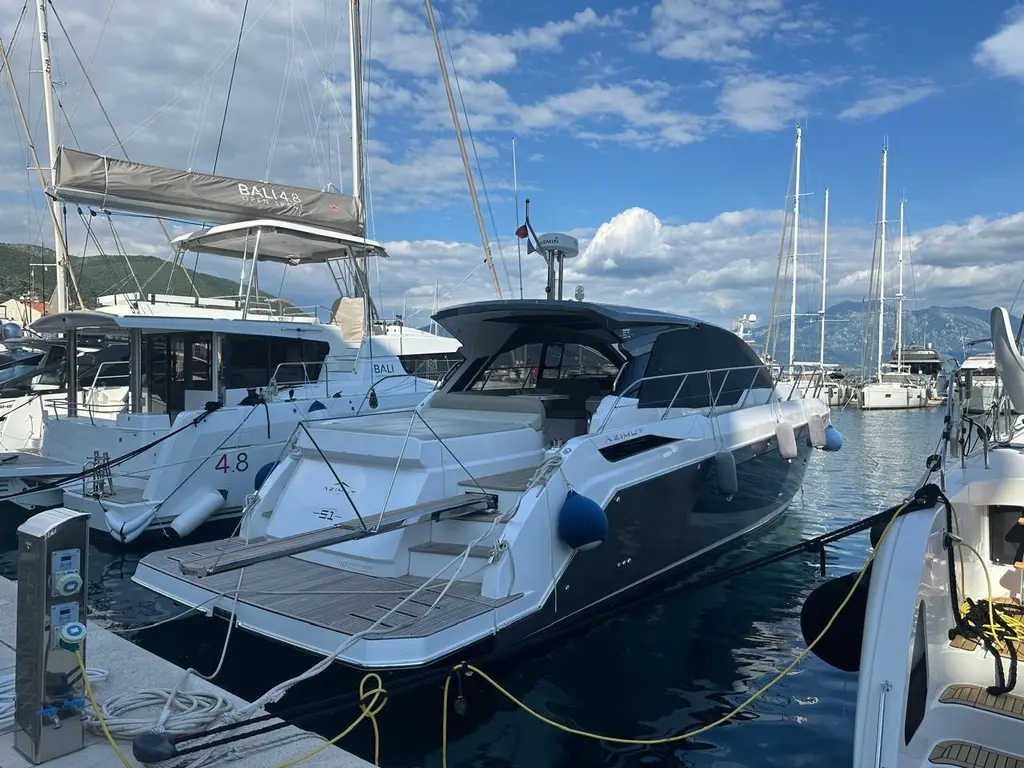 2022 Azimut Atlantis 51 Yacht For Sale in Herceg Novi 2022 Azimut Atlantis 51 Yacht For Sale in Herceg Novi