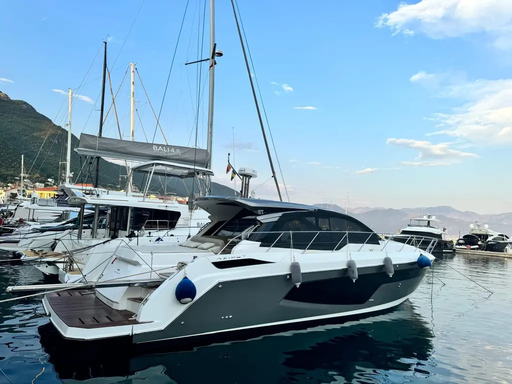 2022 Azimut Atlantis 51 Yacht For Sale in Herceg Novi 2022 Azimut Atlantis 51 Yacht For Sale in Herceg Novi