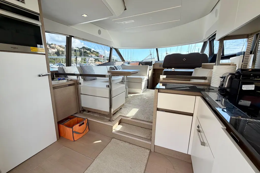 2020 Prestige 460 Yacht For Sale in Mandelieu-la-Napoule 2020 Prestige 460 Yacht For Sale in Mandelieu-la-Napoule