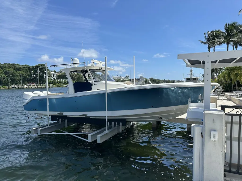 PERFECTION 2020 EdgeWater 370CC Yacht For Sale in Lighthouse Point FL PERFECTION 2020 EdgeWater 370CC Yacht For Sale in Lighthouse Point FL