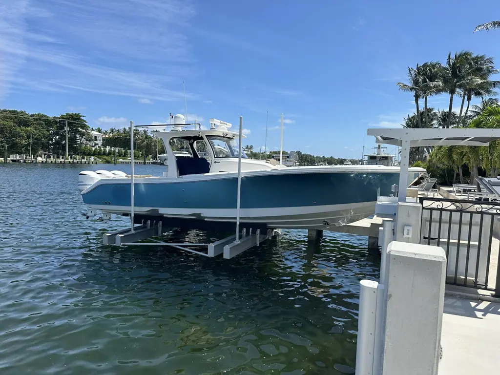 PERFECTION 2020 EdgeWater 370CC Yacht For Sale in Lighthouse Point FL PERFECTION 2020 EdgeWater 370CC Yacht For Sale in Lighthouse Point FL