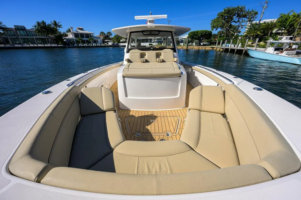 LEAP YEAR 2018 Pursuit S 408 Yacht For Sale in FORT LAUDERDALE FL LEAP YEAR 2018 Pursuit S 408 Yacht For Sale in FORT LAUDERDALE FL