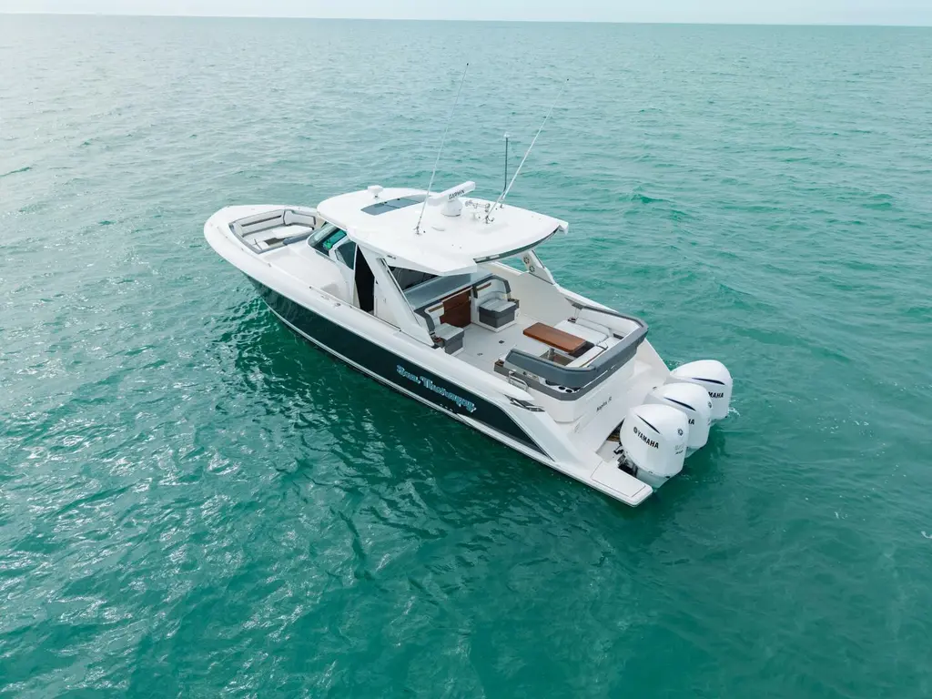 2020 Tiara Sport 38 LS Yacht For Sale in Naples FL 2020 Tiara Sport 38 LS Yacht For Sale in Naples FL