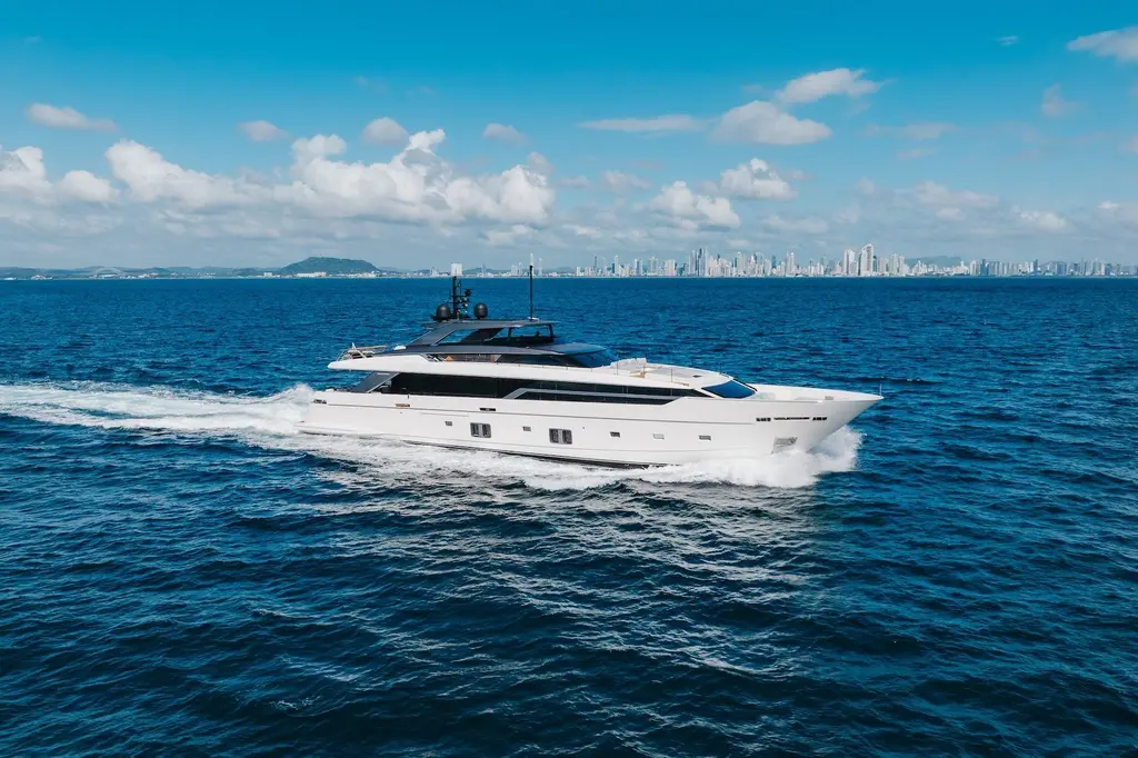 AMBAR 2022 Sanlorenzo sl120a Yacht For Sale in Fort Lauderdale FL AMBAR 2022 Sanlorenzo sl120a Yacht For Sale in Fort Lauderdale FL