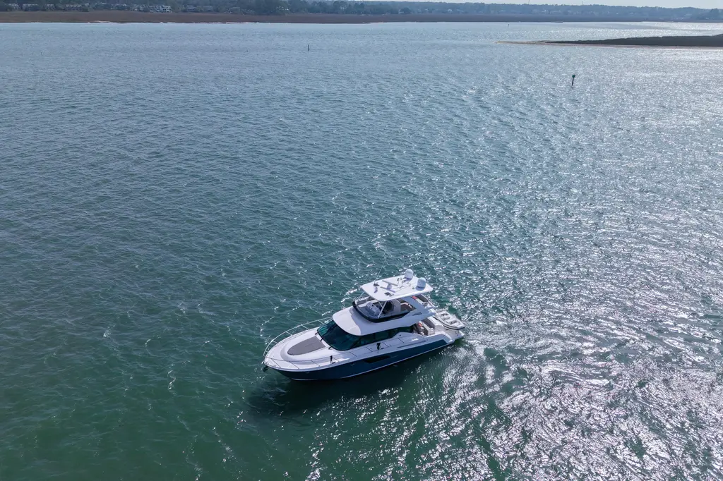 Mi Dia 2019 Tiara Yachts F53 Flybridge Yacht For Sale in Hilton Head Island SC Mi Dia 2019 Tiara Yachts F53 Flybridge Yacht For Sale in Hilton Head Island SC