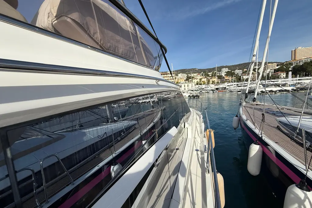 2015 Absolute Yachts 56 Fly Yacht For Sale in Palma 2015 Absolute Yachts 56 Fly Yacht For Sale in Palma