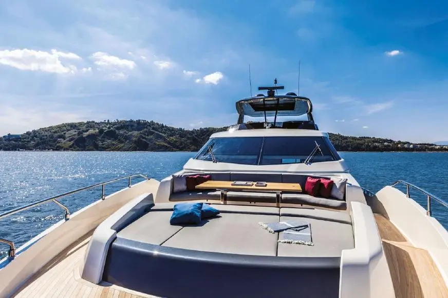 2017 Ferretti Yachts 850 Yacht For Sale in Naples IT-NA 2017 Ferretti Yachts 850 Yacht For Sale in Naples IT-NA