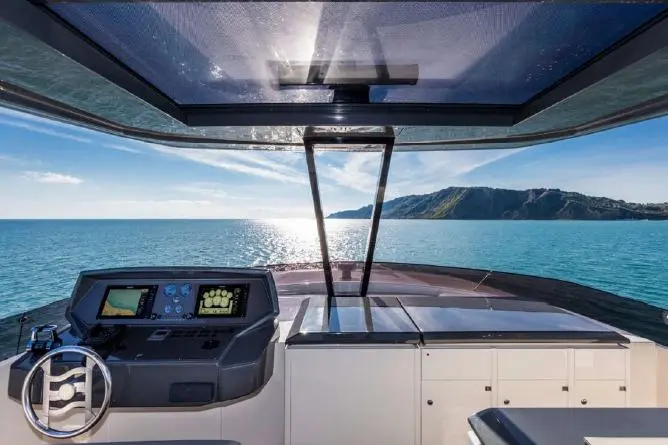 2017 Ferretti Yachts 850 Yacht For Sale in Naples IT-NA 2017 Ferretti Yachts 850 Yacht For Sale in Naples IT-NA