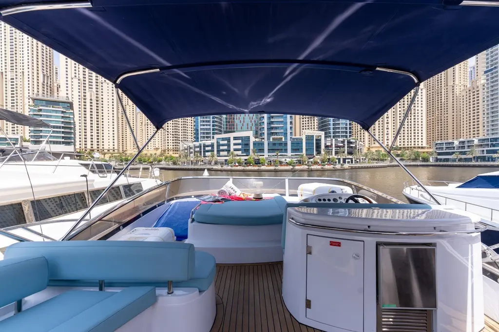 Java 2004 Sunseeker Manhattan 64 Yacht For Sale in Dubai Java 2004 Sunseeker Manhattan 64 Yacht For Sale in Dubai