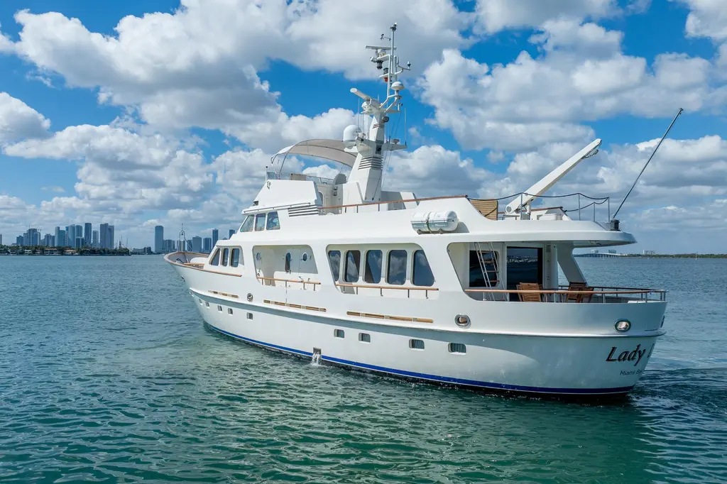 Lady Dina 1989 Moonen 85 Long Range Cruiser Yacht For Sale in Miami Beach FL Lady Dina 1989 Moonen 85 Long Range Cruiser Yacht For Sale in Miami Beach FL