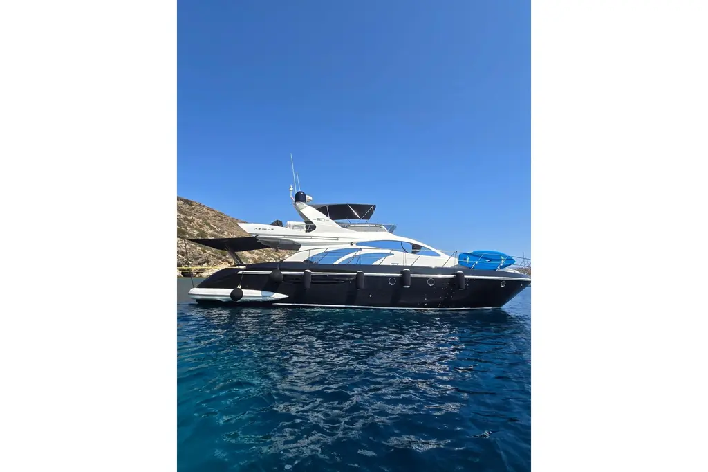 11:11 2006 Azimut Fly 50 Yacht For Sale in Athens 11:11 2006 Azimut Fly 50 Yacht For Sale in Athens