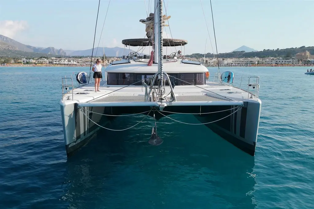 2014 Lagoon 620 Yacht For Sale in Italia 2014 Lagoon 620 Yacht For Sale in Italia