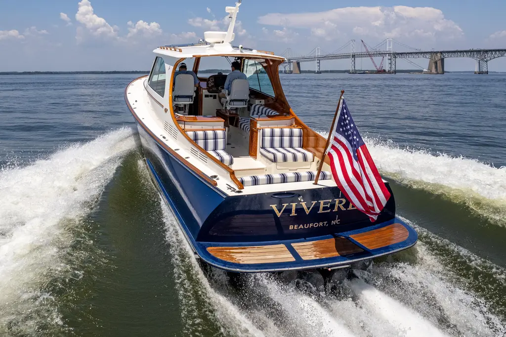 VIVERE 2015 Hinckley Picnic Boat 37 MKIII Yacht For Sale in Easton MD VIVERE 2015 Hinckley Picnic Boat 37 MKIII Yacht For Sale in Easton MD