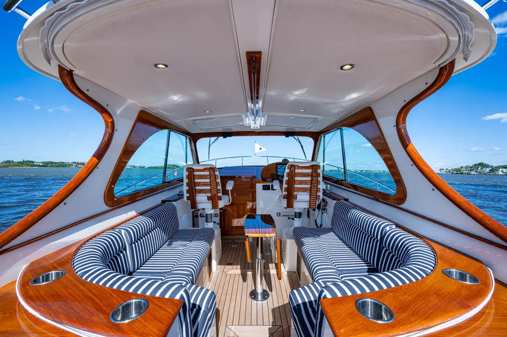 KING'S LANDING 2024 Hinckley 35 Yacht For Sale in Stuart FL KING'S LANDING 2024 Hinckley 35 Yacht For Sale in Stuart FL