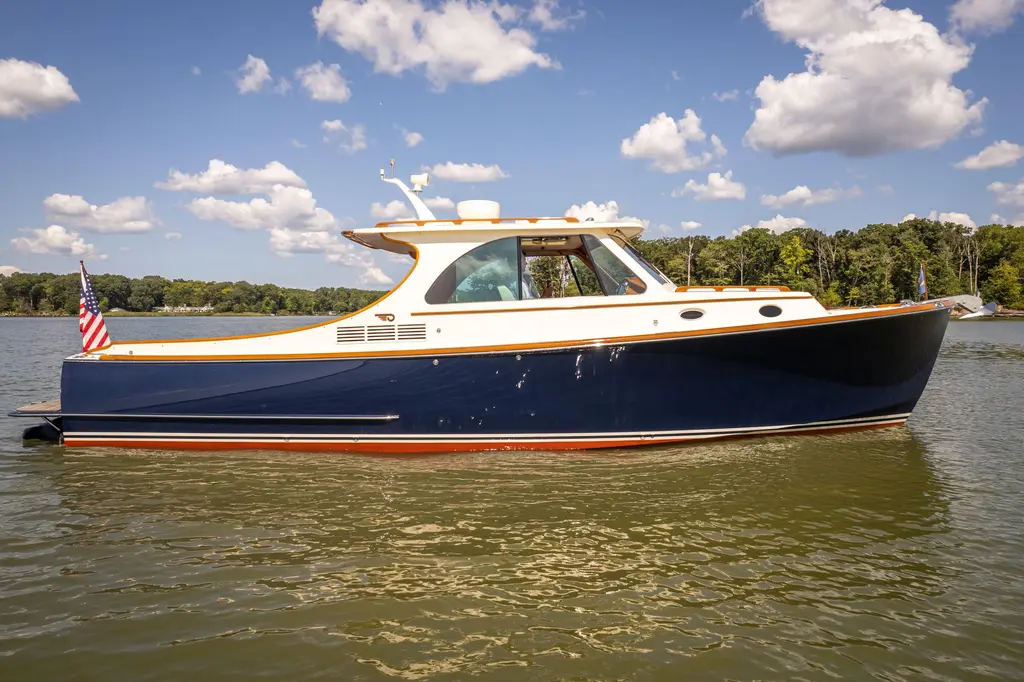 HALCYON 2013 Hinckley Talaria 34 Yacht For Sale in Denton MD HALCYON 2013 Hinckley Talaria 34 Yacht For Sale in Denton MD