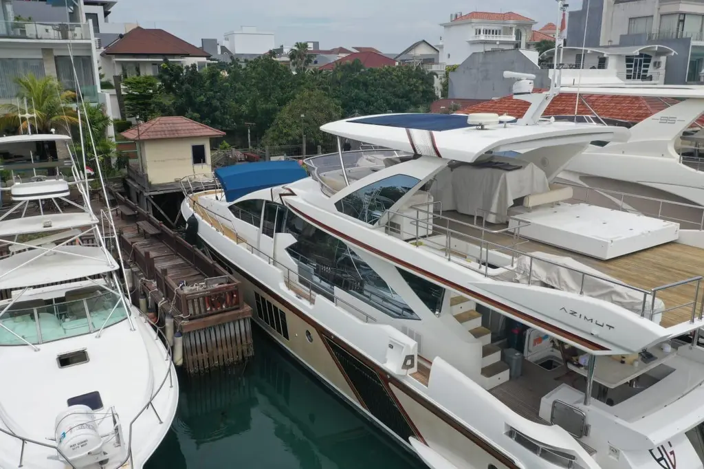 2014 Azimut 80 Yacht For Sale in Jakarta 2014 Azimut 80 Yacht For Sale in Jakarta