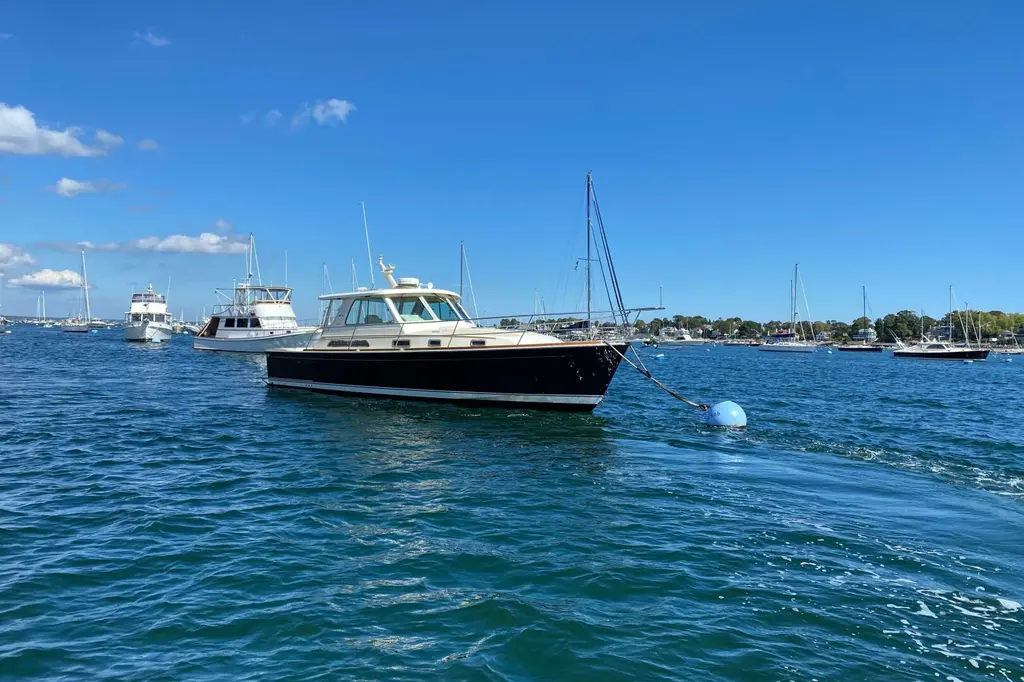 Grand Finale 2008 Sabre 38 Hard Top Express Yacht For Sale in Greenport NY Grand Finale 2008 Sabre 38 Hard Top Express Yacht For Sale in Greenport NY