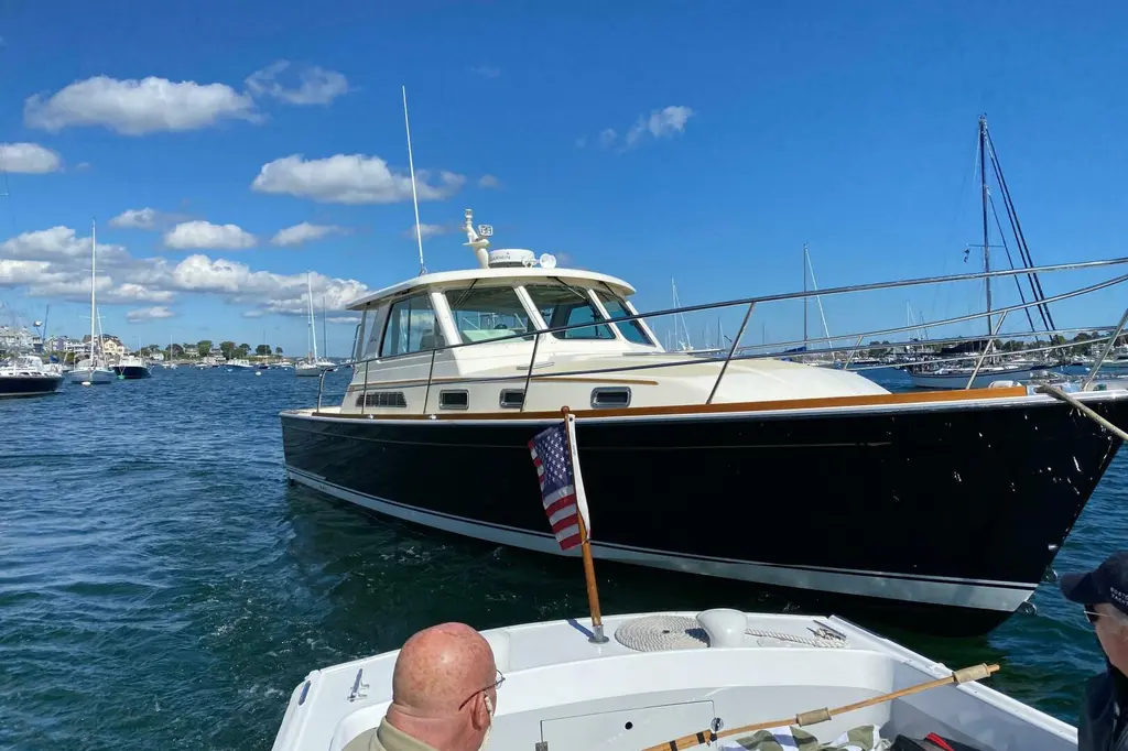 Grand Finale 2008 Sabre 38 Hard Top Express Yacht For Sale in Greenport NY Grand Finale 2008 Sabre 38 Hard Top Express Yacht For Sale in Greenport NY