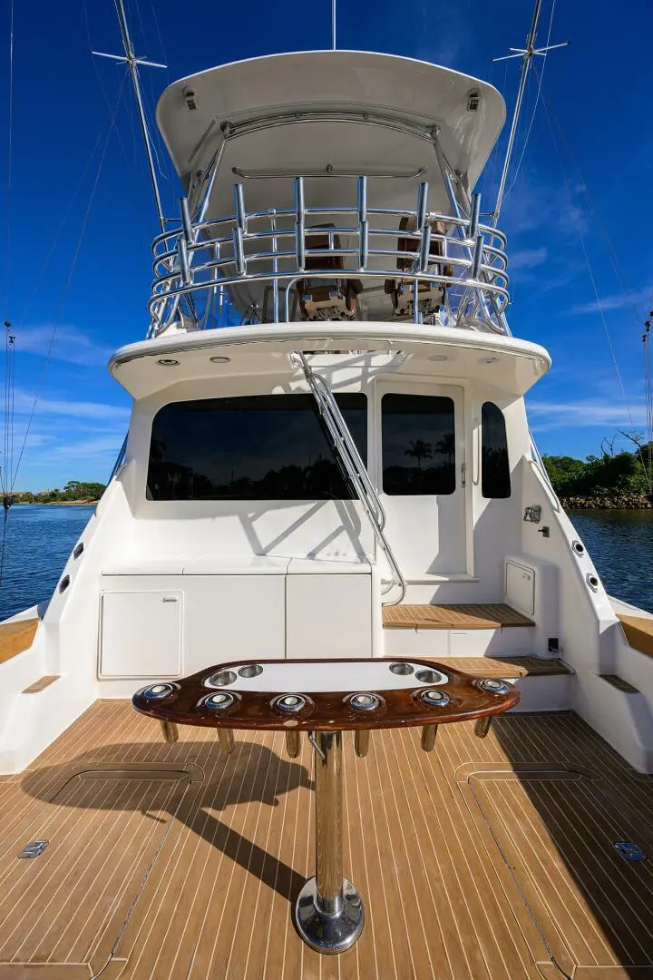 HOOK EM DANO 2006 Ocean Yachts 57 Super Sport Yacht For Sale in West Palm Beach FL HOOK EM DANO 2006 Ocean Yachts 57 Super Sport Yacht For Sale in West Palm Beach FL